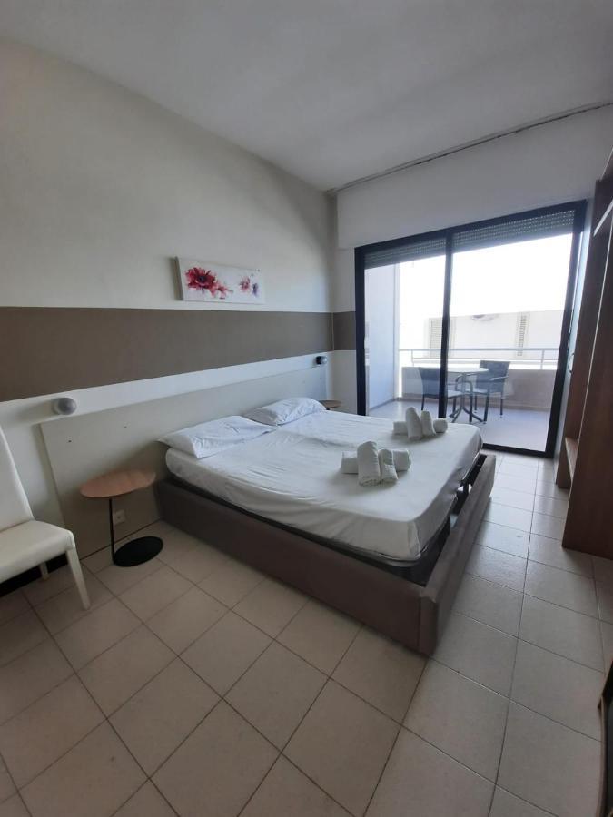 Hotel Baia Verde Gallipoli Buitenkant foto