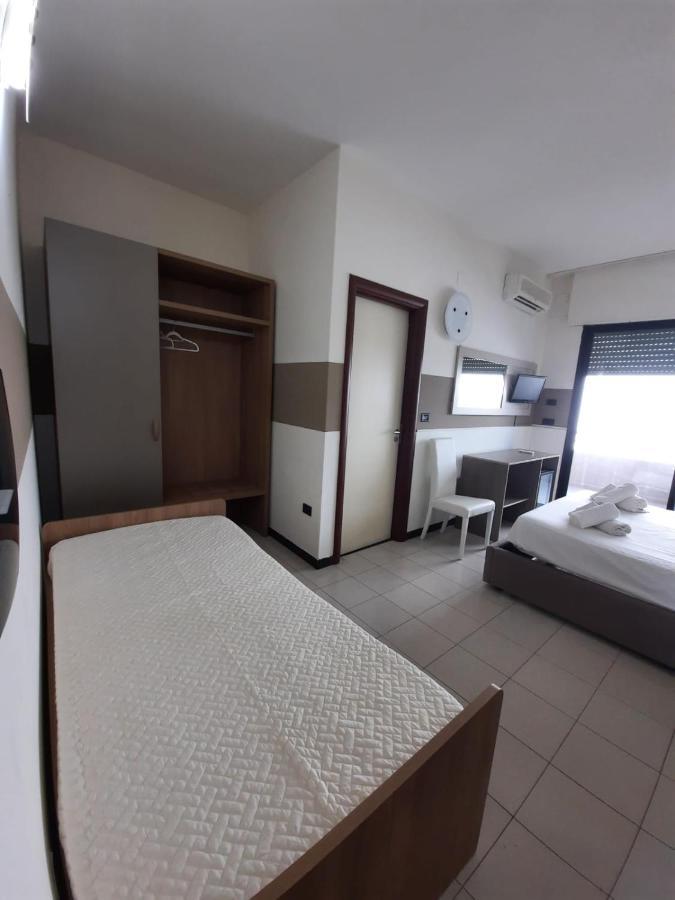 Hotel Baia Verde Gallipoli Buitenkant foto